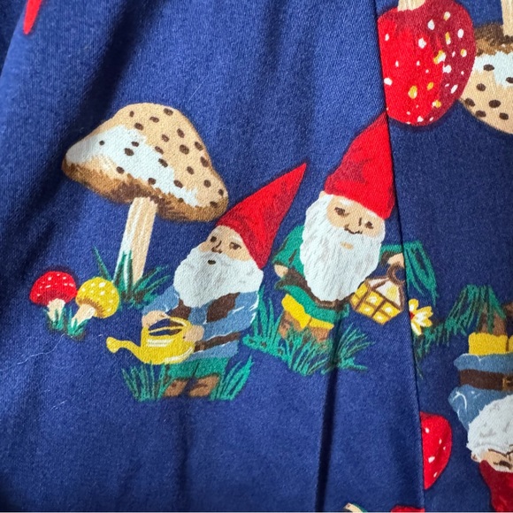 NWT | Collectif x Modcloth | No Place Like Gnome Printed Retro Midi Dress | XS - Picture 5 of 8